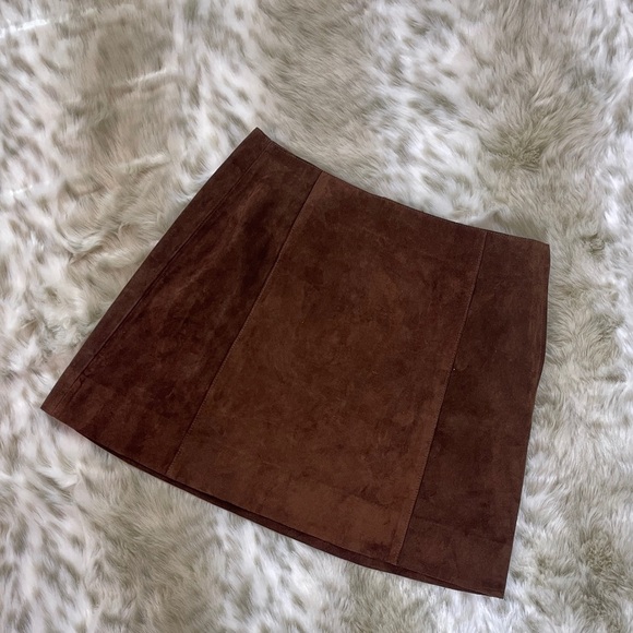 Alexa Chung for Madewell Suede Mini Skirt - Picture 8 of 10